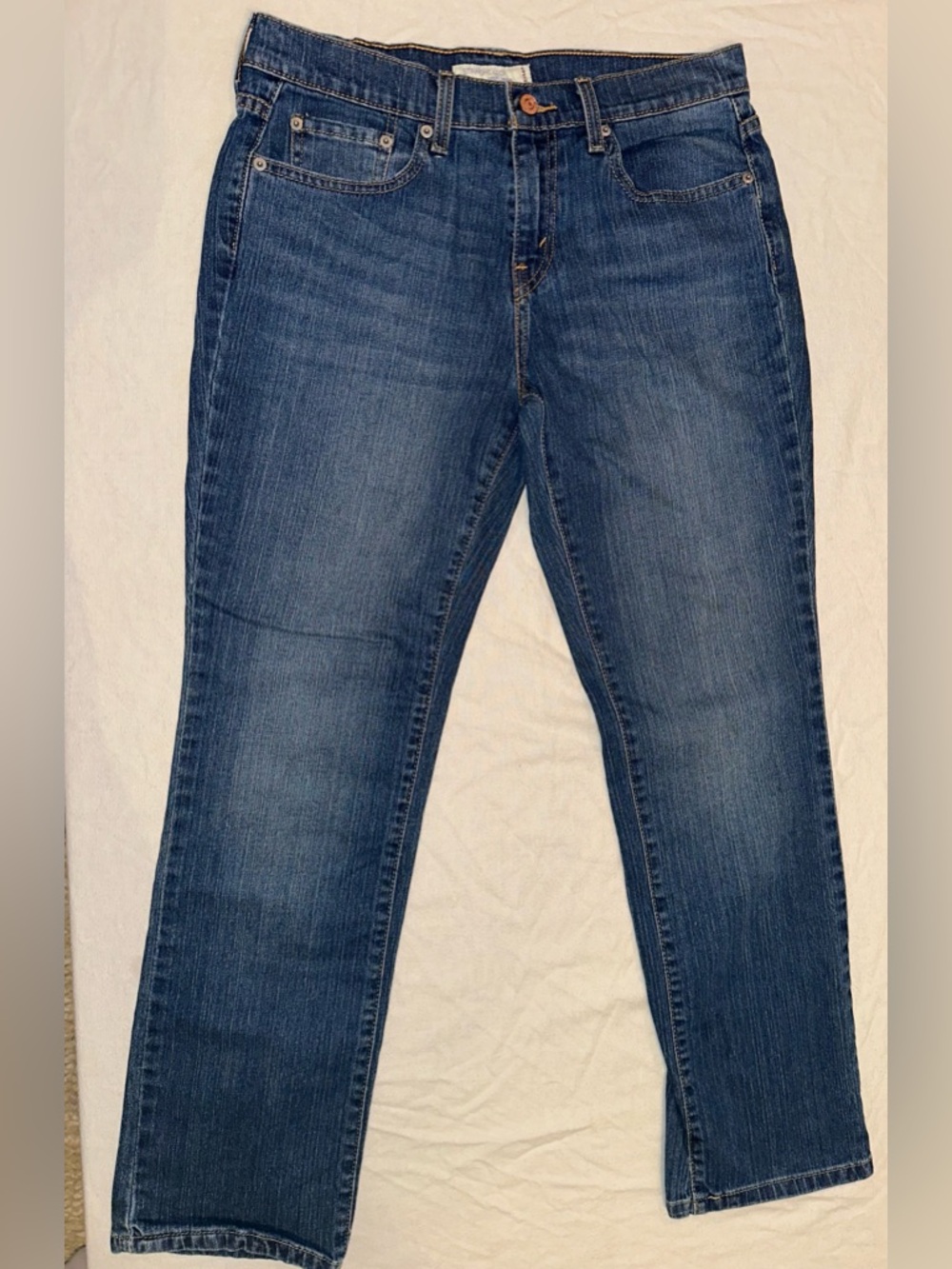 Levi’s 505 Straight Leg Women's Midwash Blue Jeans - Size 10 Medium.